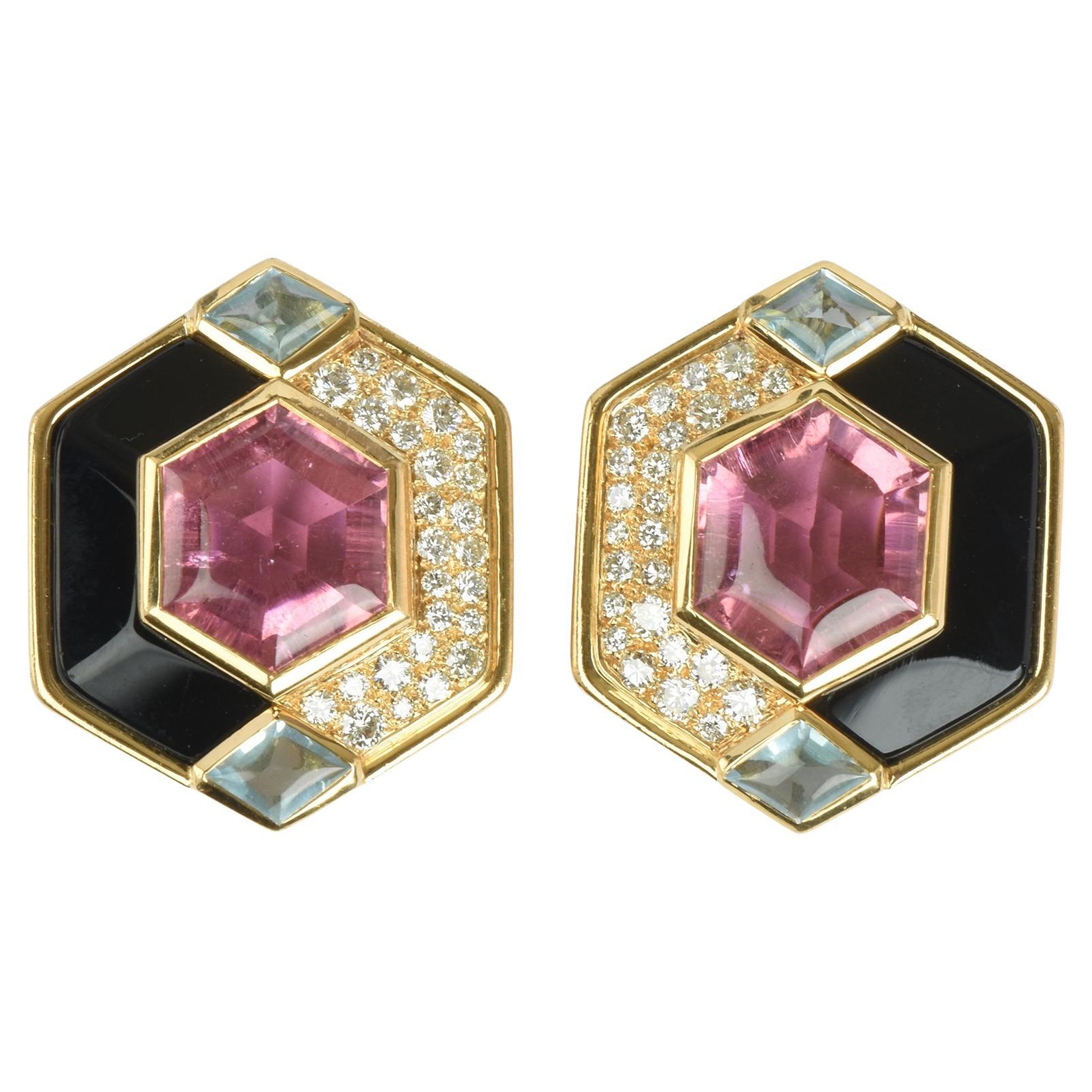 Orecchini geometrici "Marina B." in oro 18 carati con diamanti, tormaline, acquamarine e onice.