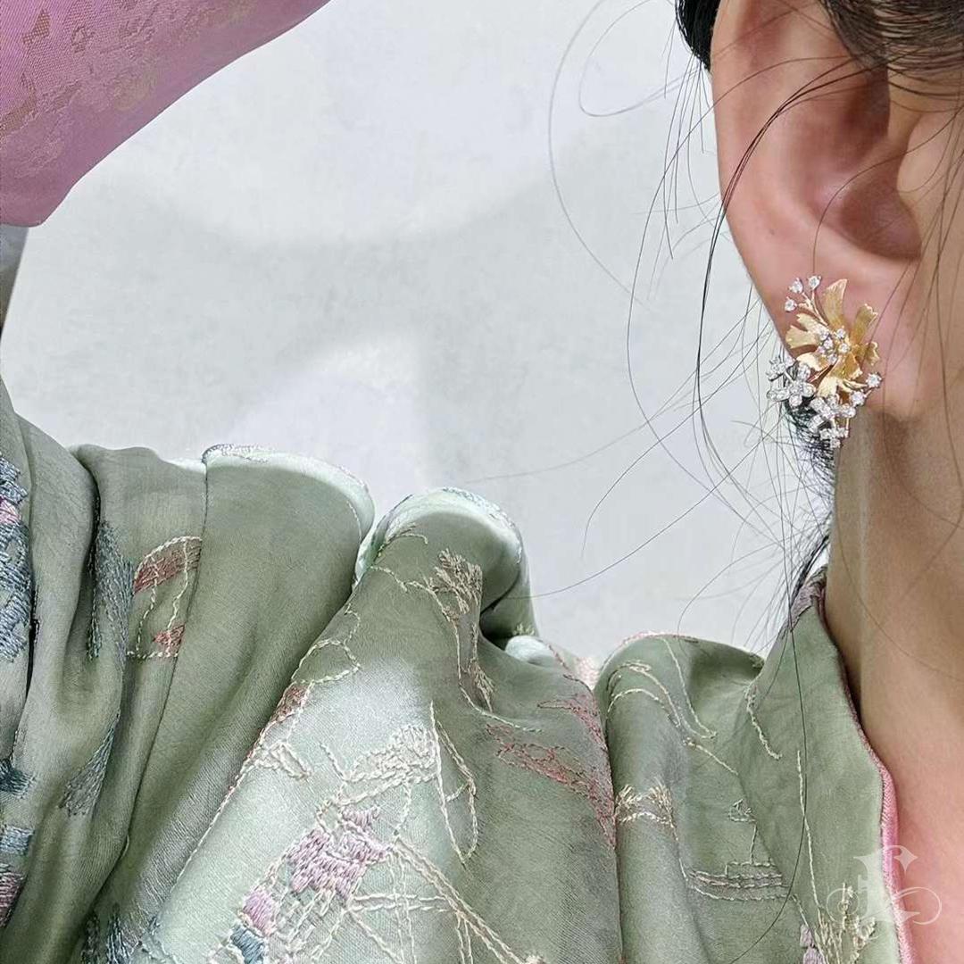 【Vine Symphony】Golden Bloom South Sea Pearl Diamond Convertible Earrings For Sale 6