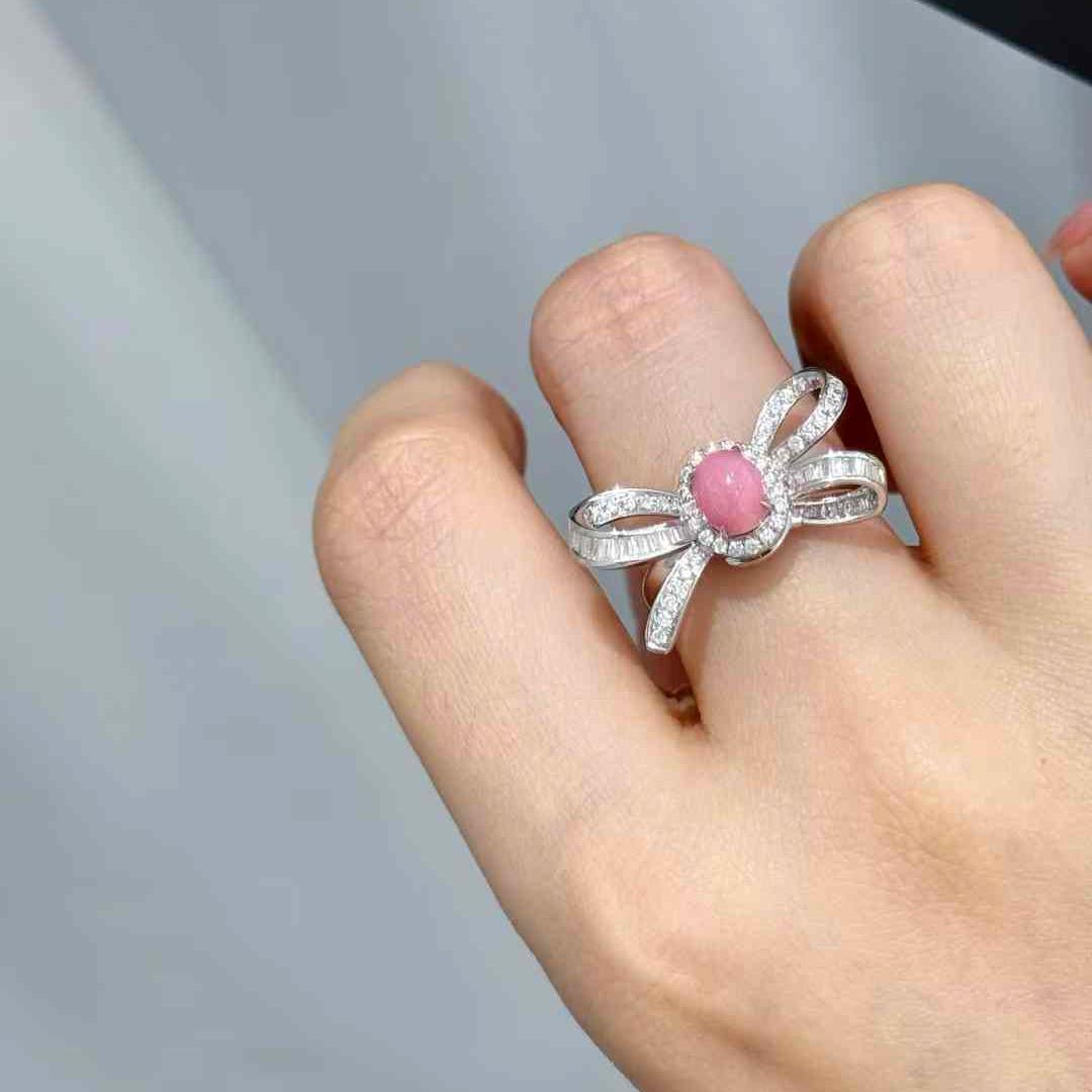 Conchéa】 Gioiello di perle Akoya e conchiglia convertibile a 4 vie Ribbon Bloom - 1,39ct in vendita 7