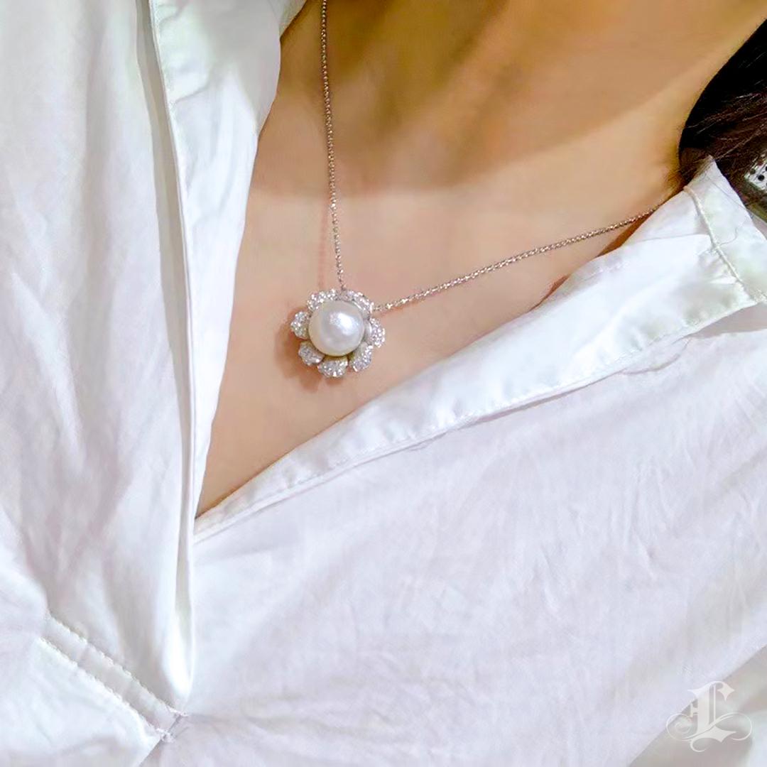 【Vine Symphony】Convertible Blossom South Sea Pearl Diamond Statement Jewelry For Sale 3
