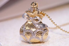 18K Gold Diamond 'Treasure Bag' Pendant Necklace