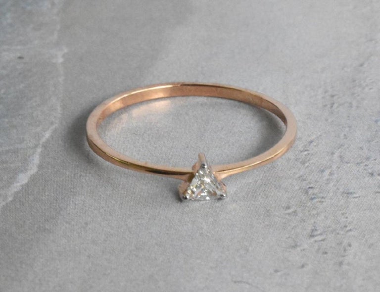 Triangle Dimond Customizable 18k Gold Diamond Triangle Solitaire Diamond Triangle Ring ...