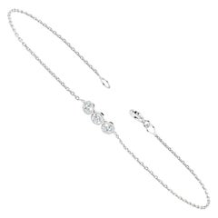 Bracelet Trio de diamants en or 18 carats, serti de diamants sur la lunette.