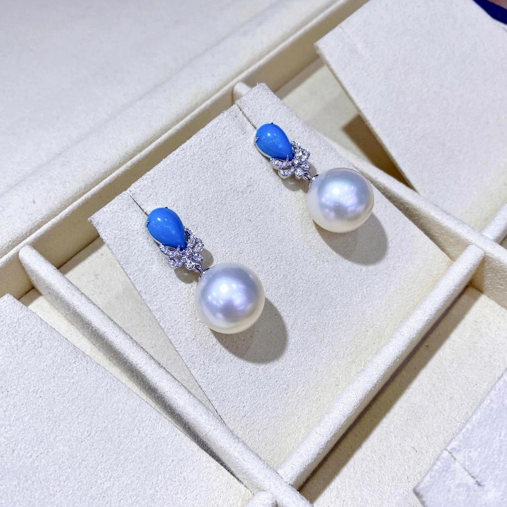 【Caelmare】Turquoise Bloom Aurora South Sea Pearl Diamond Drop Earrings For Sale 3