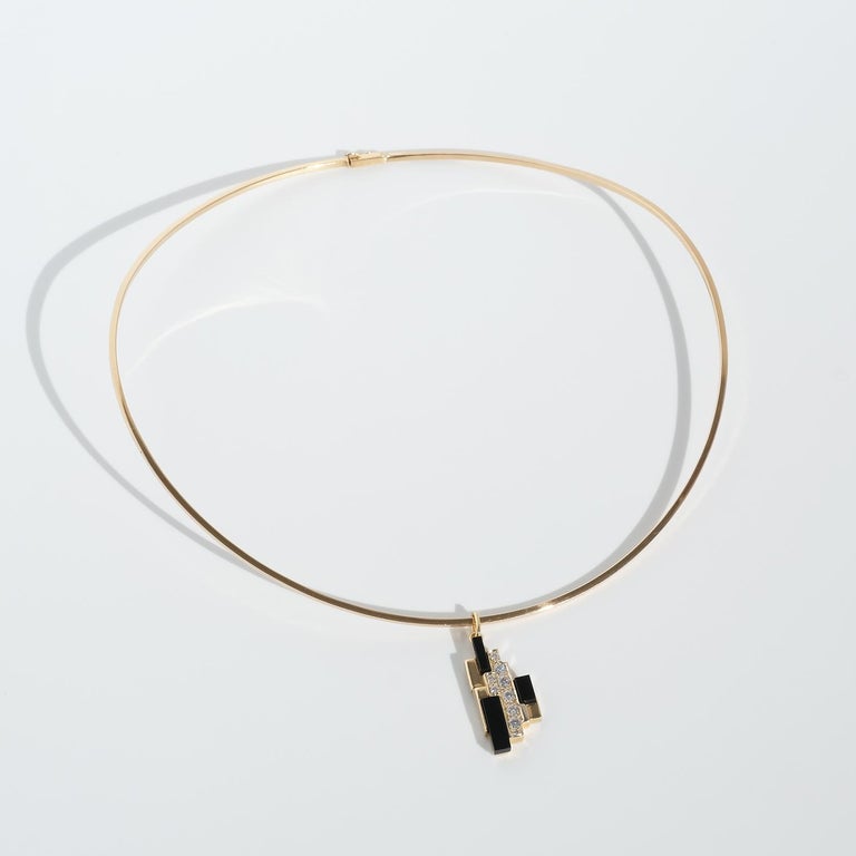 18k Gold, Diamonds and Onyx Neck Ring by Gunnar Fahlström, Made Year