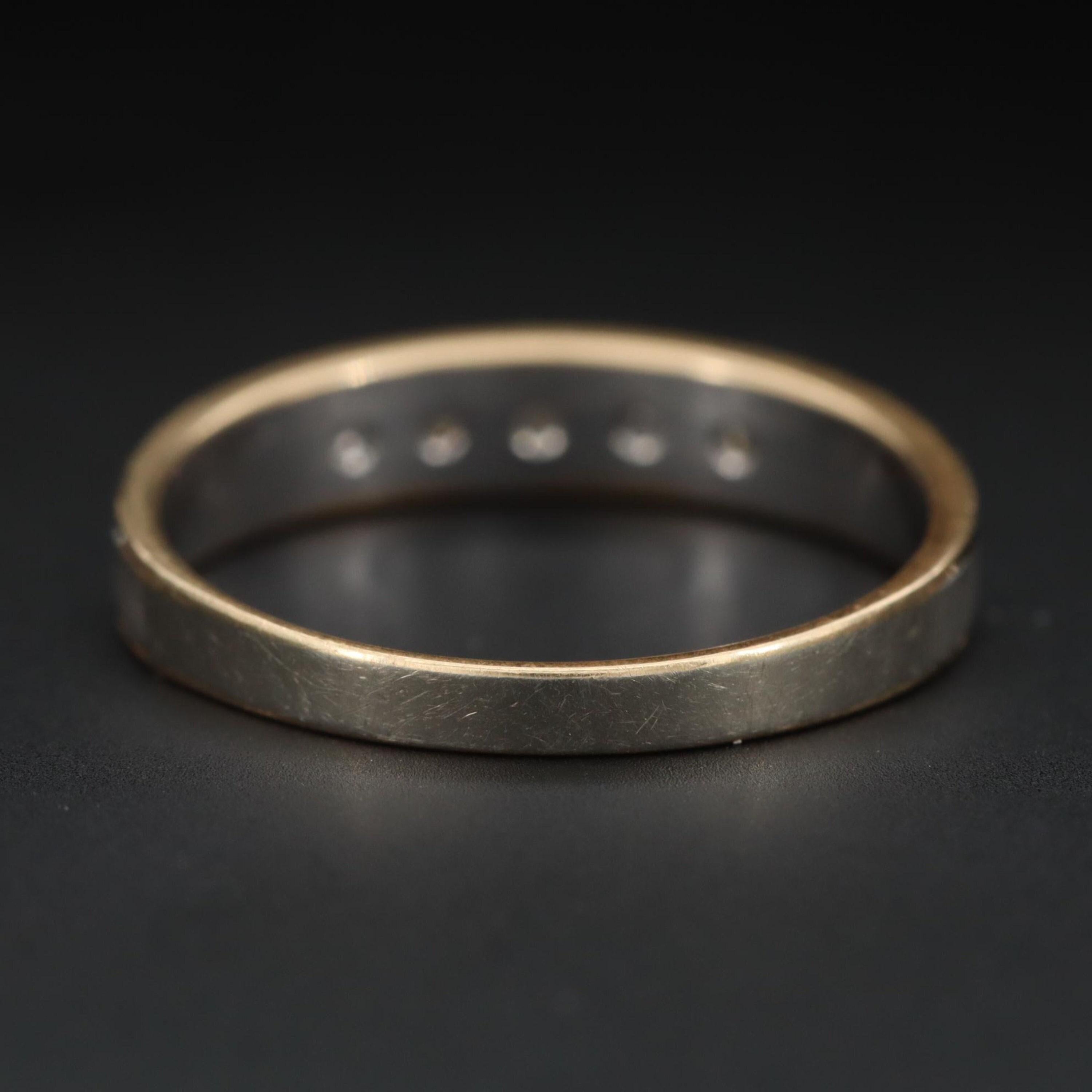 Im Angebot: Verlobungsring aus 18 Karat Gold mit Diamanten, einzigartiger Diamant-Ehering für sie () 4