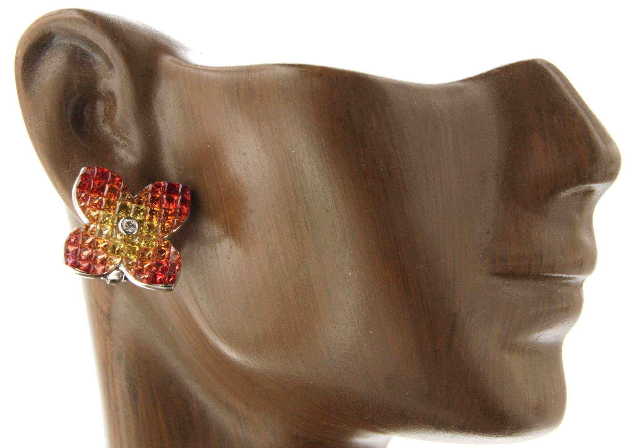 18k Gold Diamonds & Invisible Set 9.86 Ct Orange Sapphire Flower Earrings For Sale 1