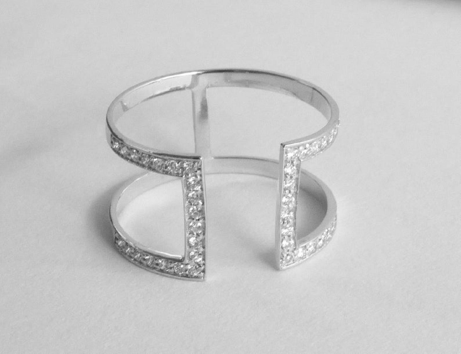For Sale:  18k Gold Double Row Diamond Ring Two Band Ring Parallel Open Bar Diamond 4
