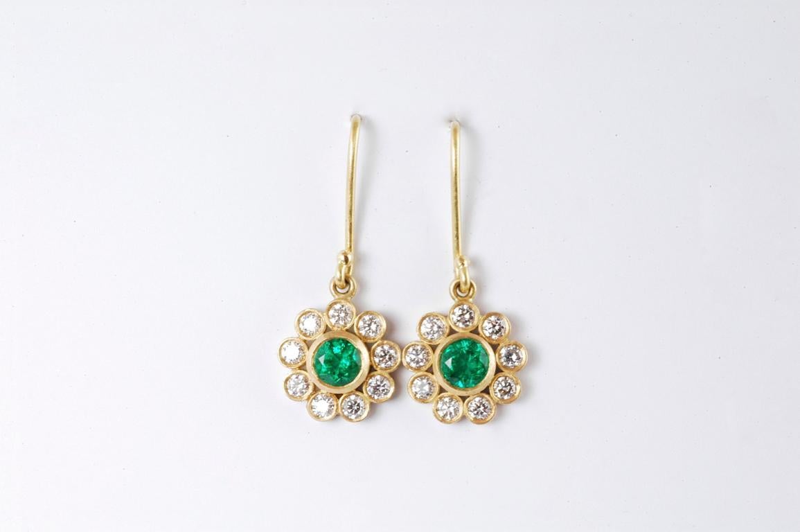 Contemporary 18k Gold emerald and diamond Drop Flower Earrings  For Sale