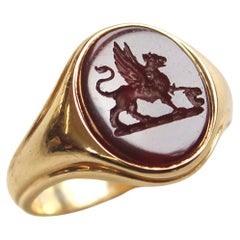 18K Gold Early Victorian Agate Griffin Intaglio Signet Ring 