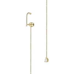 Pendiente de oro de 18k con diamante talla pera