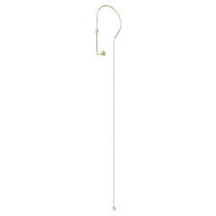 Boucle d'oreille en or 18k avec diamant taille poire