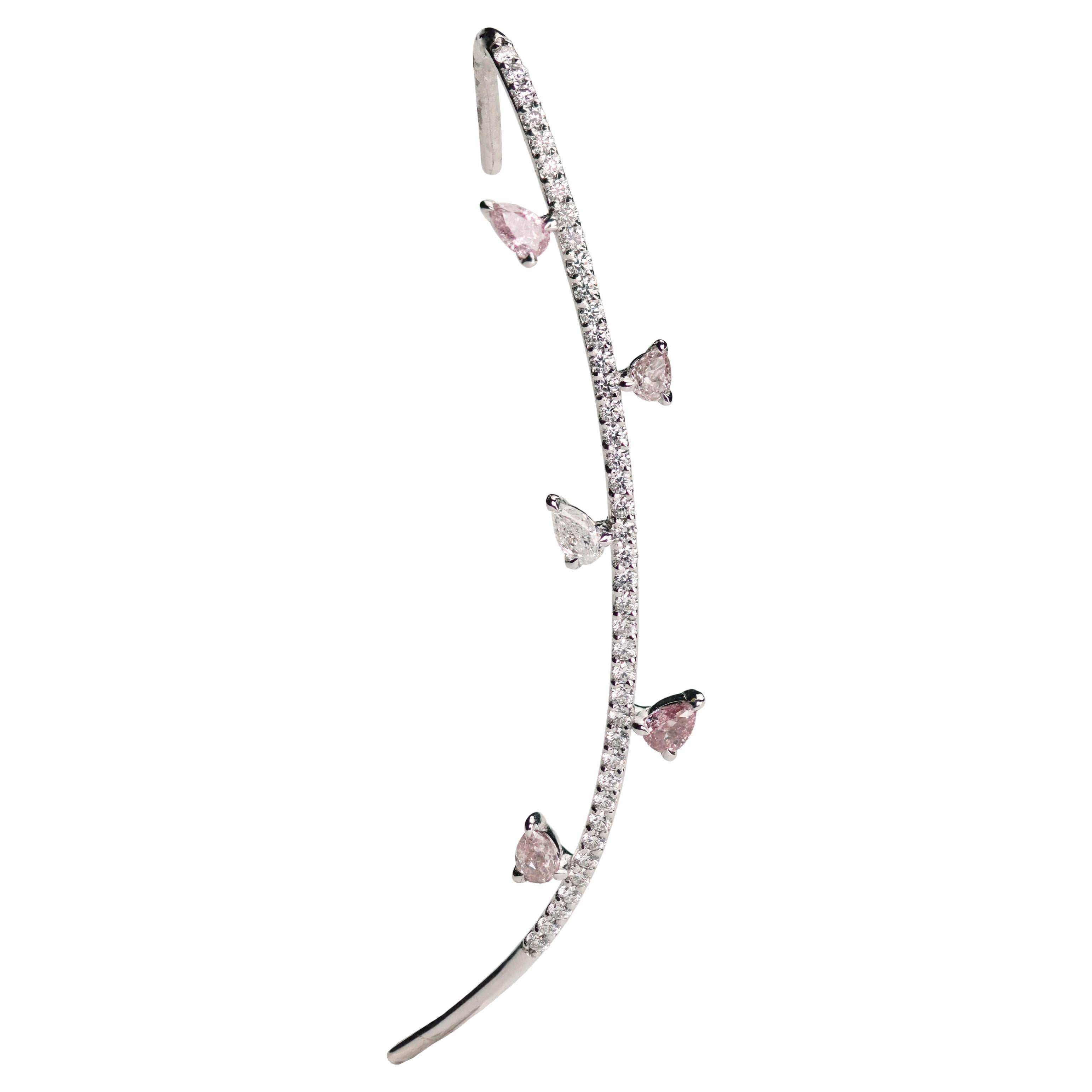 Ohrring aus 18 Karat Gold mit rosa Diamanten im Birnenschliff im Angebot