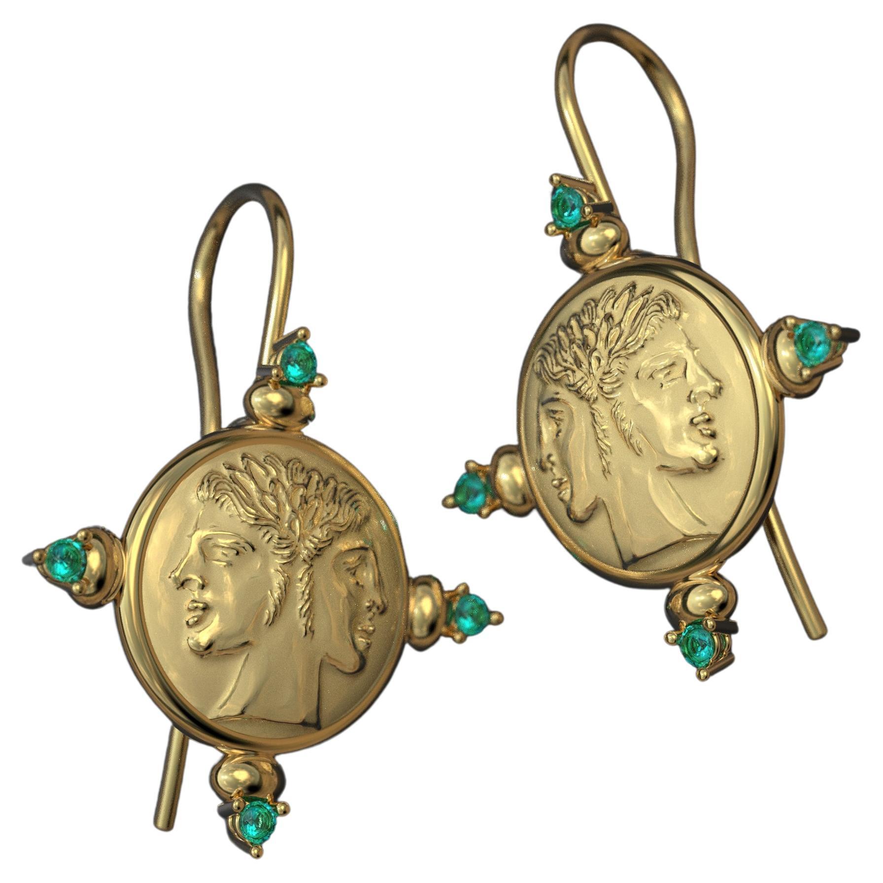 18k Gold Earrings in ancient Roman Style with natural emeralds, made in Italy For Sale
