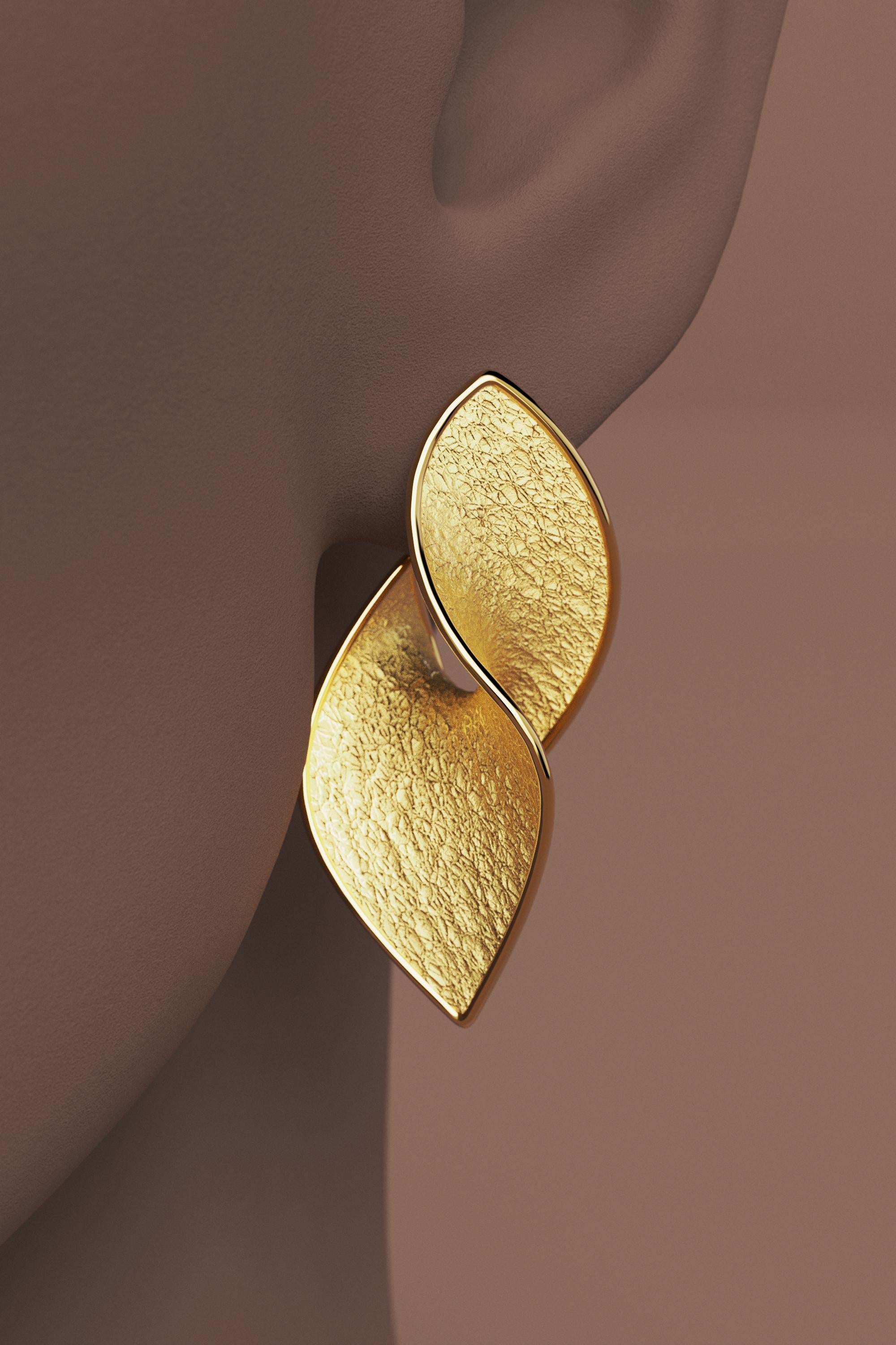 Ohrringe aus 18 Karat Gold, hergestellt in Italien von Oltremare Gioielli Moderner italienischer Schmuck (Barock) im Angebot