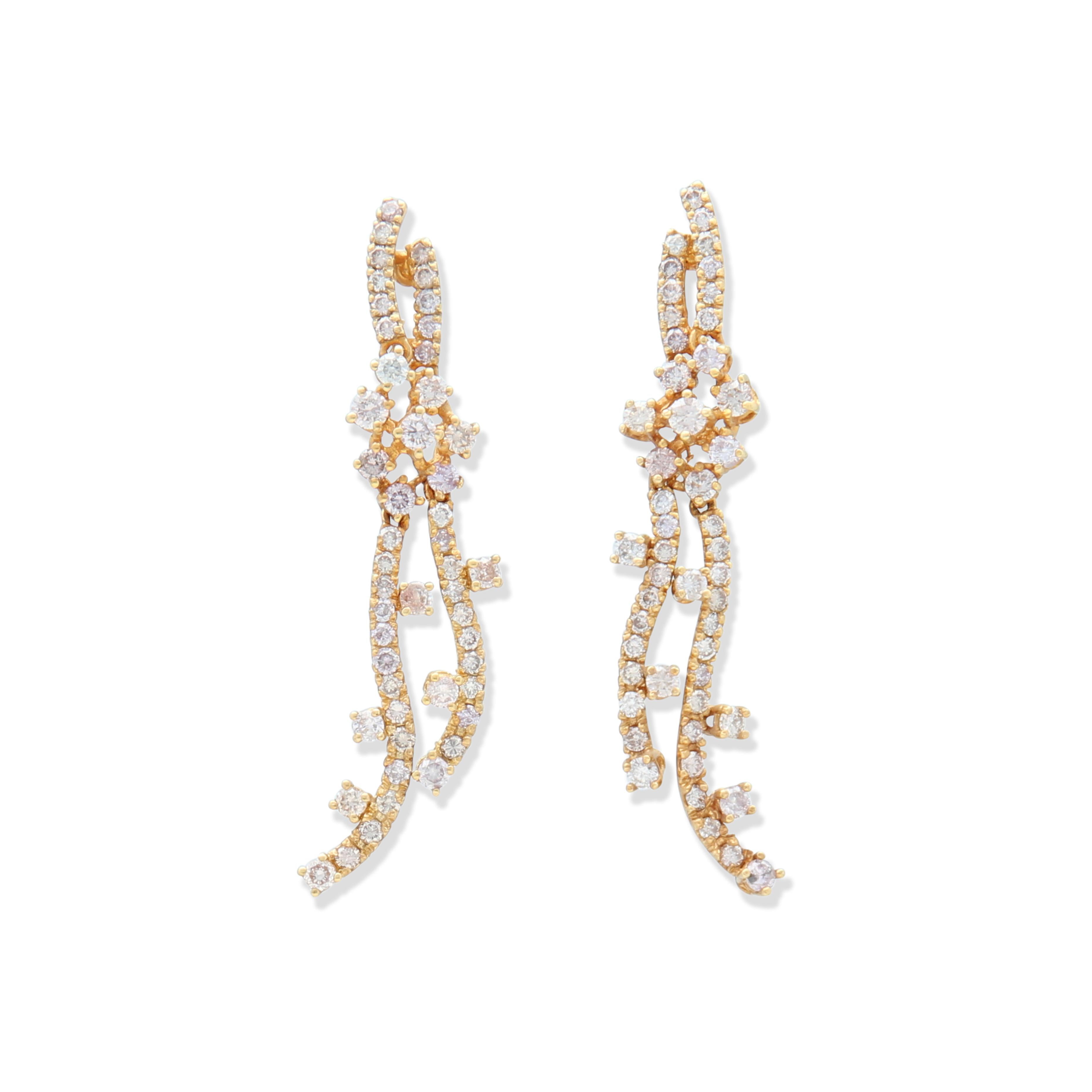 Taglio brillante Orecchini in oro 18K tempestati di diamanti rosa naturali in vendita