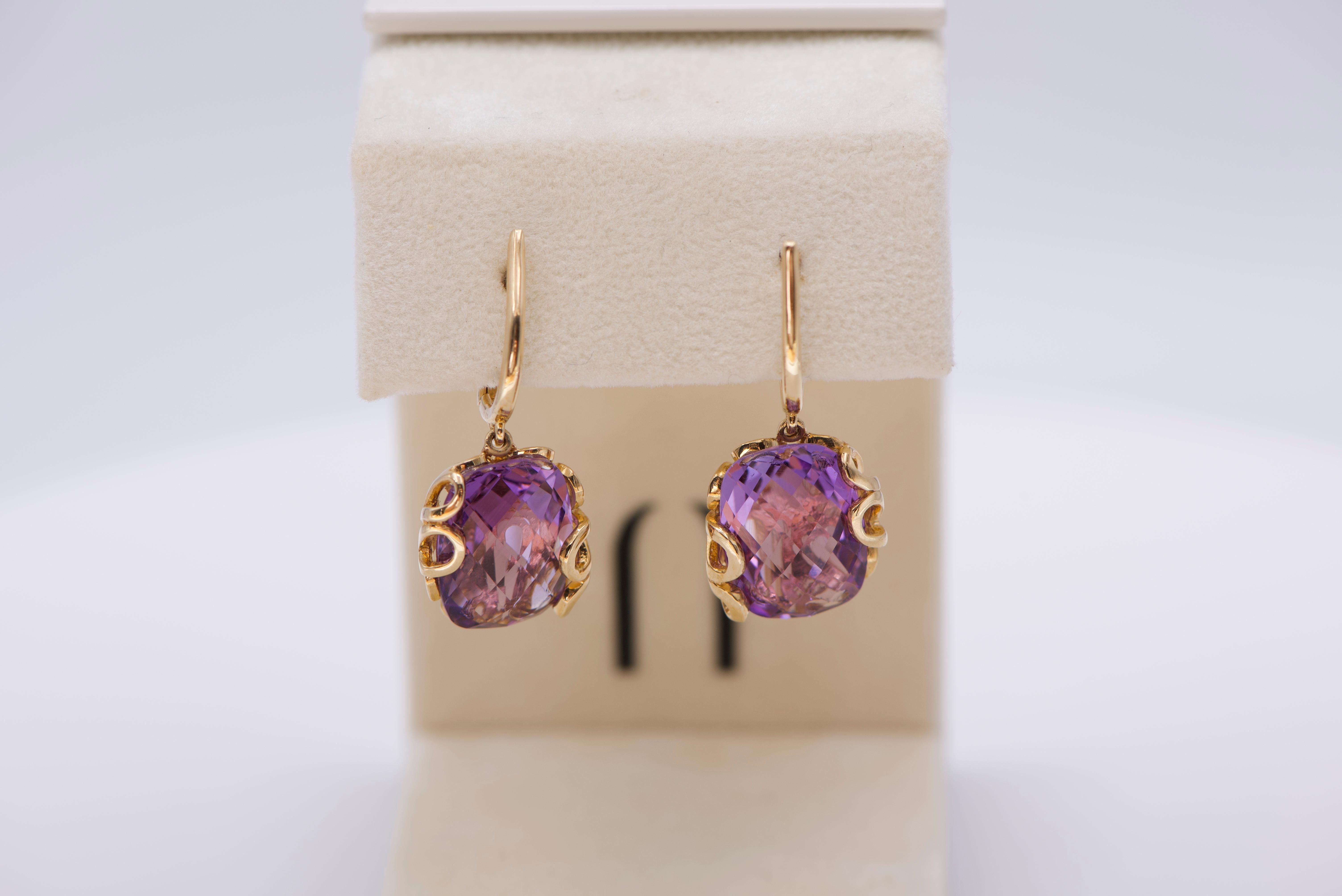 Ohrringe aus 18 Karat Gold mit Amethyst (Briolette) im Angebot