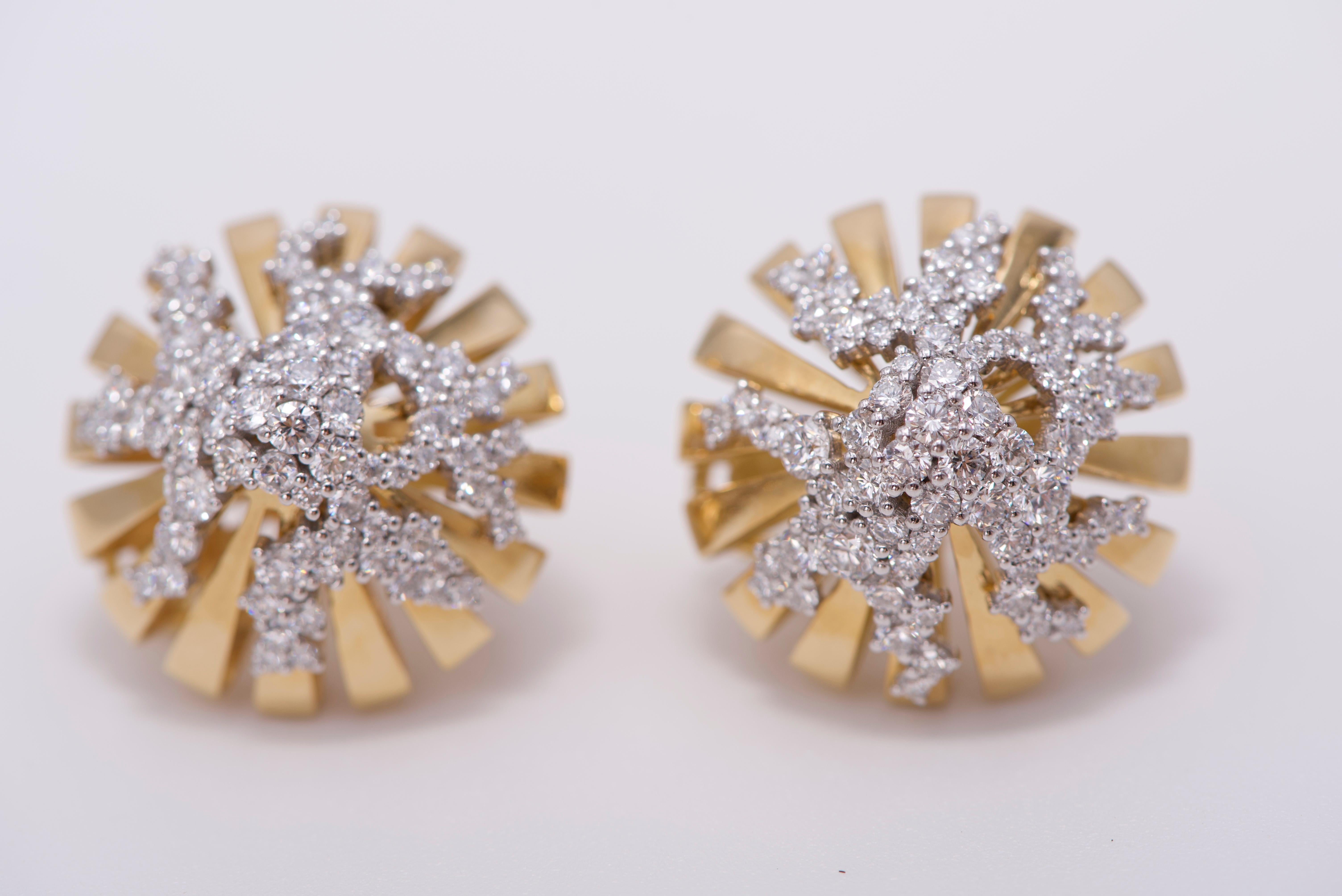 Women's 18K Gold Earrings with Cluster of Diamonds For Sale