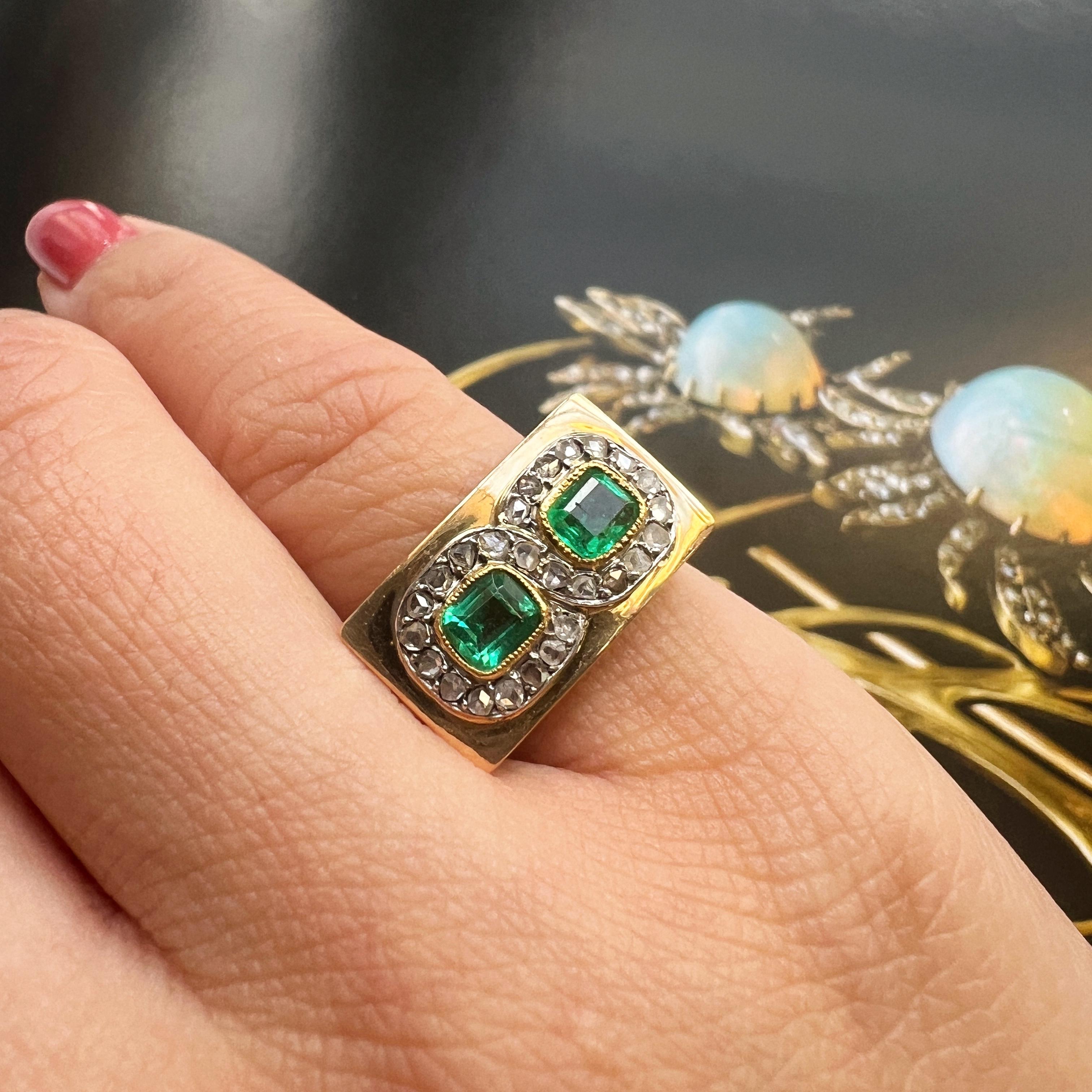 Retro 18K gold emerald and diamond French cocktail tank ring For Sale