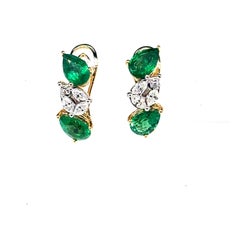 18k Gold Emerald Cts 1.52 Diamond Earrings