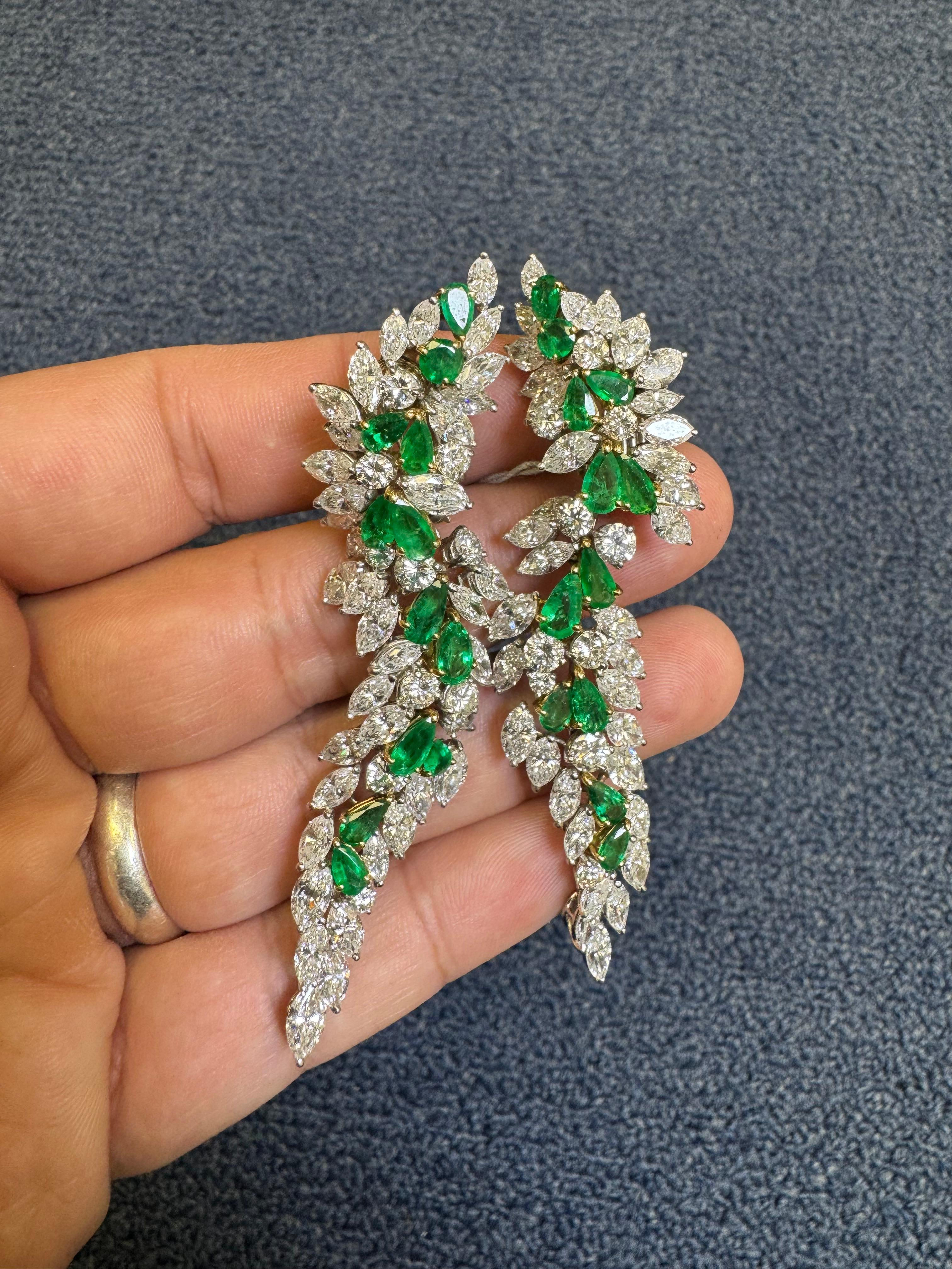 18K Gold Emerald & Diamond Convertible Clip-on Earrings en venta 2
