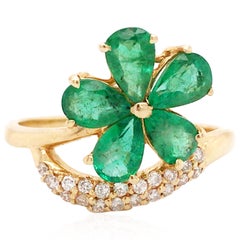 Vintage 18K Gold Emerald Diamond Ring
