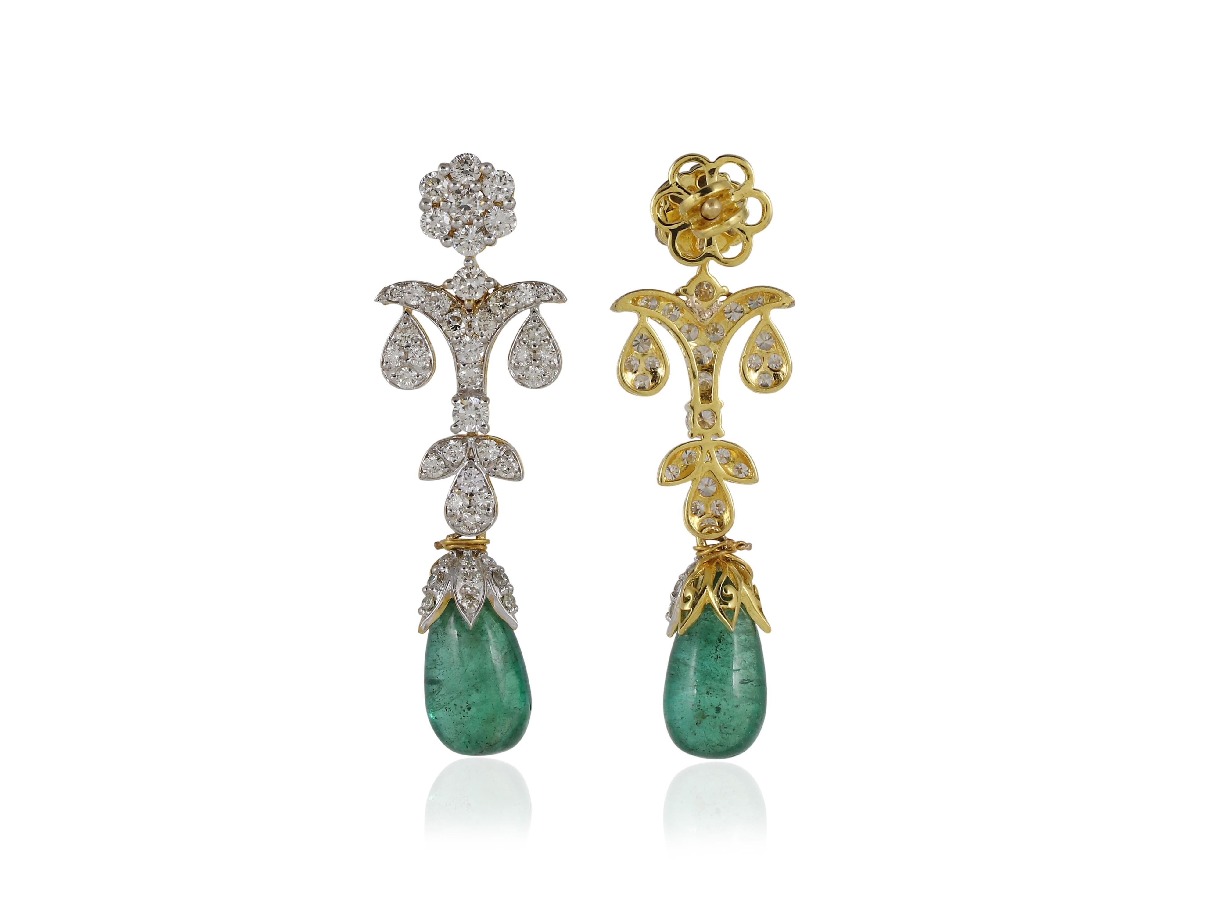 Collana con gocce di smeraldo e diamanti naturali in oro 18 carati in vendita 3