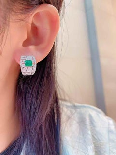 18K Gold Emerald Stud Earrings 1.70 Carat with 0.80 Carat Diamonds