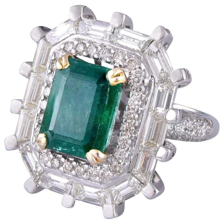 18 Karat Gold Emerald White Diamond Cocktail Ring