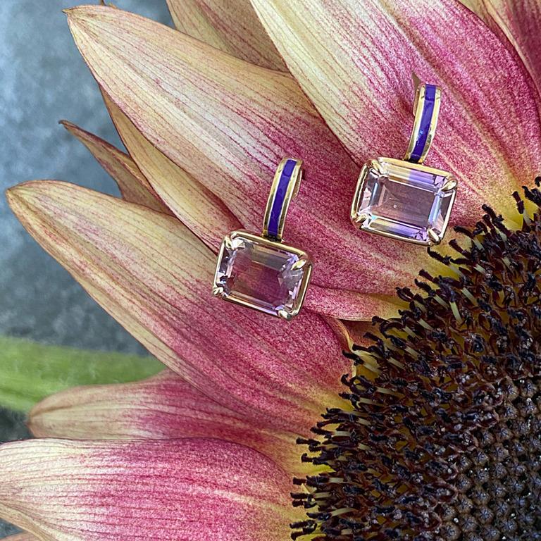 An updated version of a classic stone earring.  The pop of plum enamel with a post back, connects the rectangular cut Ametrine.  An easy earring to wear with a strong fashion statement.
Materials: 18 karat gold, Enamel, Ametrine
18mm x 11mm