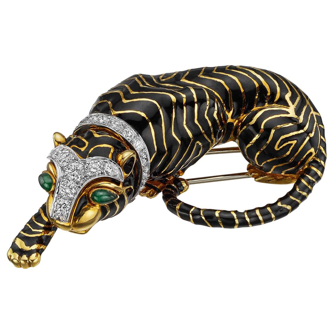 18 Karat Gold, Enamel and Gem-Set Tiger Brooch For Sale