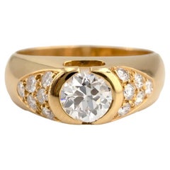 18k Gold Engagement Ring with 0.88ct Old European Cut Diamond and Pave Accents