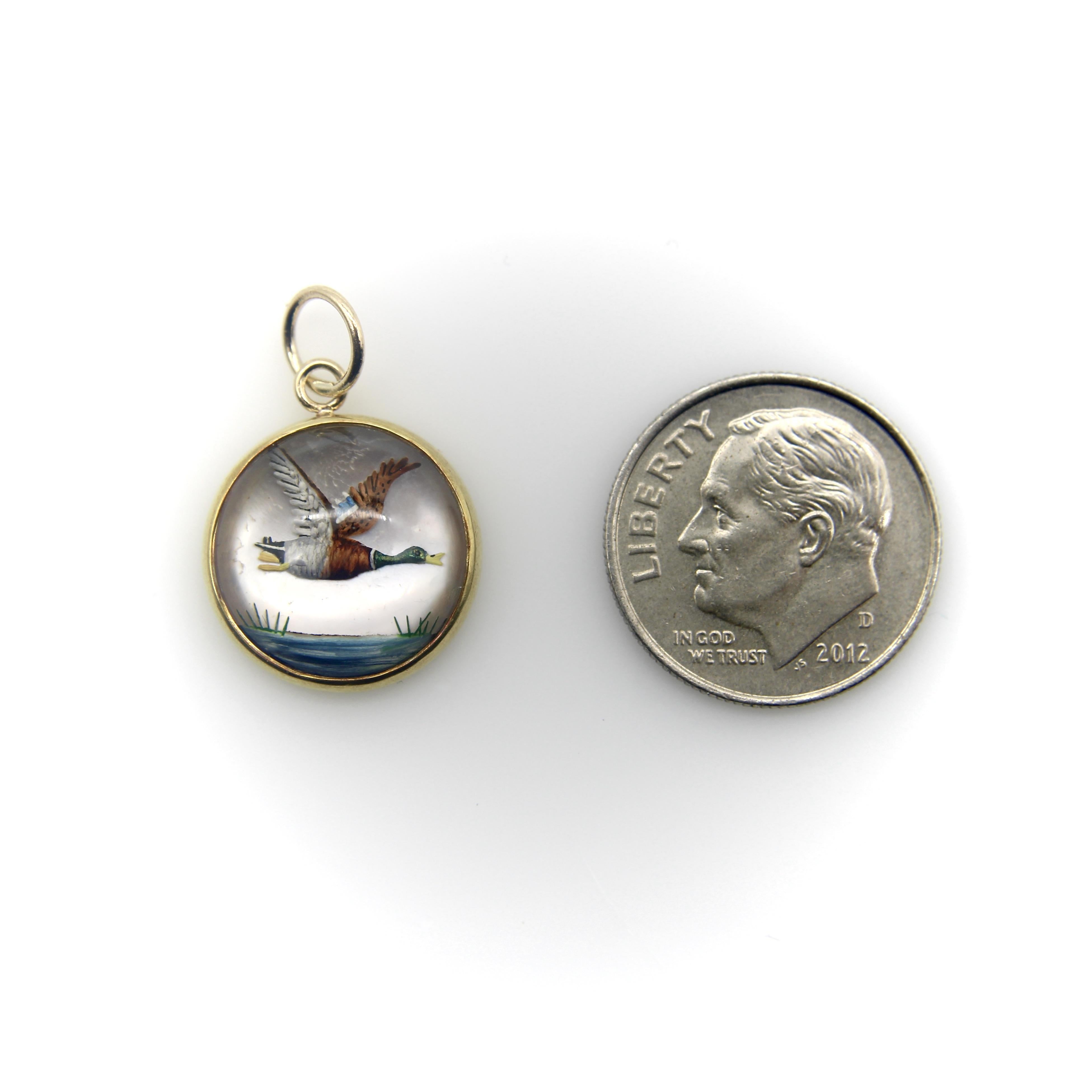 Breloque canard colvert volant vers l'est en or 18 carats et cristal d'Essex Unisexe en vente