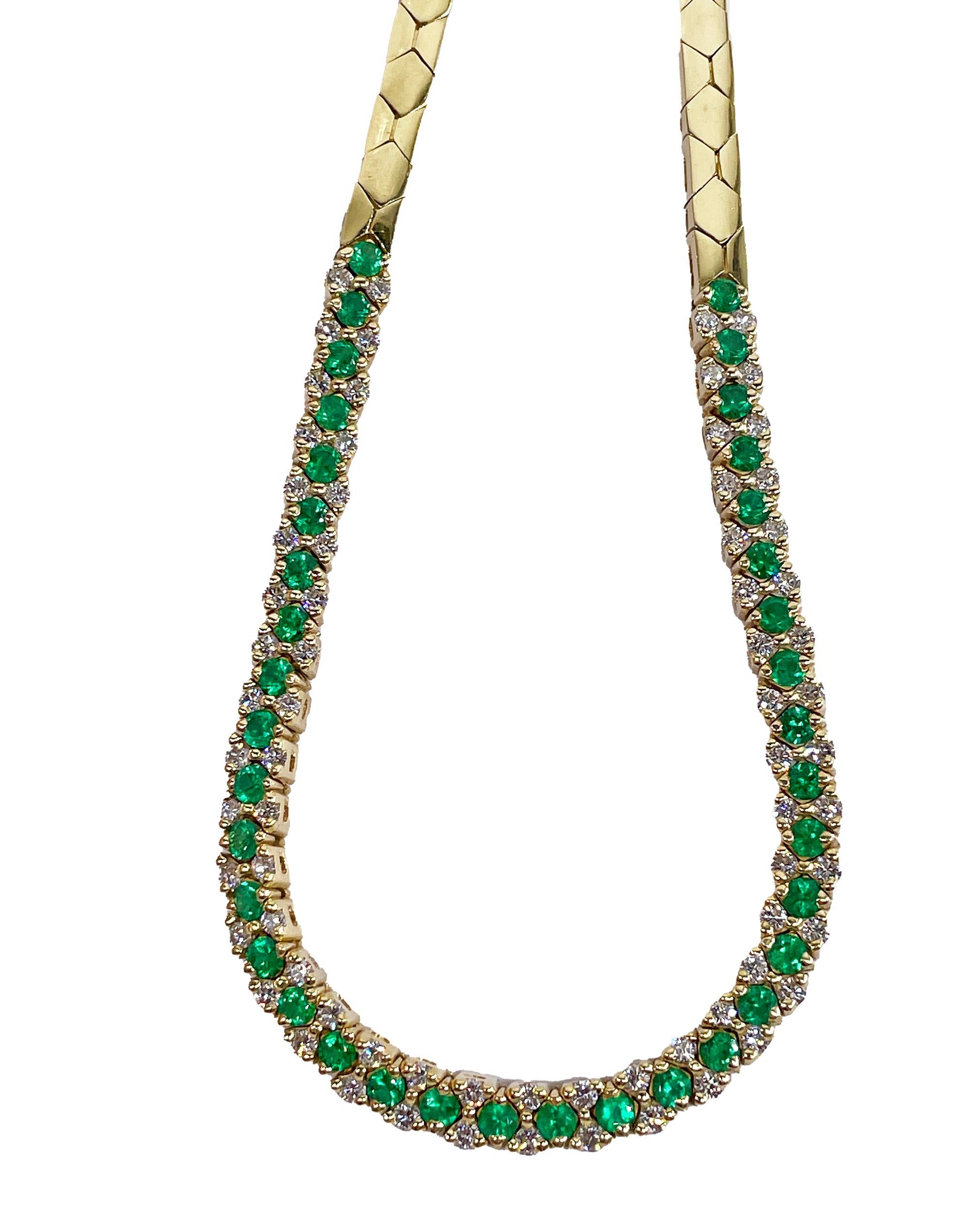 Round Cut 18K Gold Estate Vintage 4.43ctw Natural Emerald & Diamond Collar Necklace For Sale
