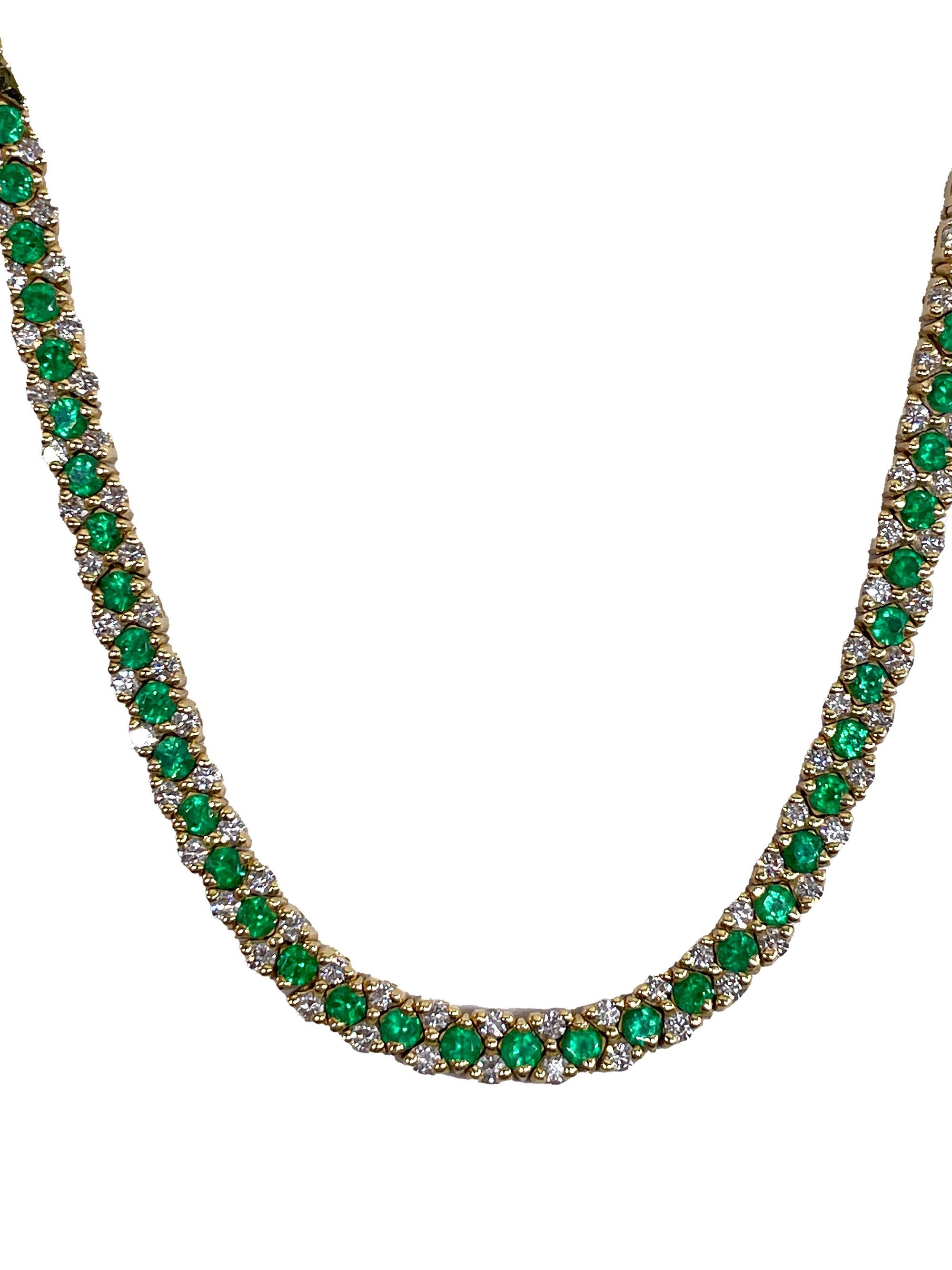 Women's 18K Gold Estate Vintage 4.43ctw Natural Emerald & Diamond Collar Necklace For Sale
