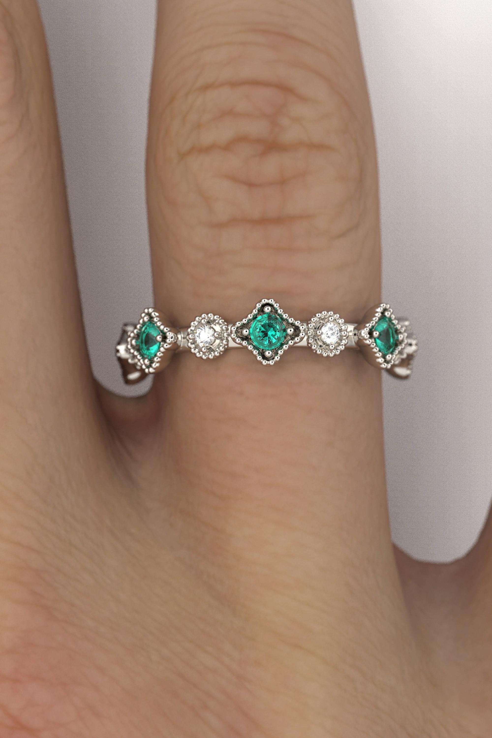 For Sale:  18k Gold Eternity Band with Natural Emerald and Diamonds, Made in Italy Jewelry 7