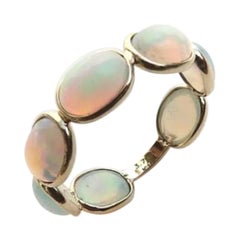 18K Gold Ethiopian Opal Ring 18K Gold Ethiopian Opal Ring