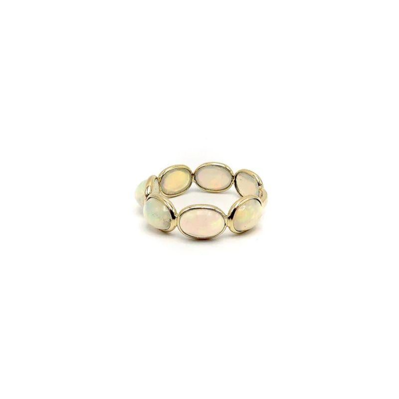 18K Gold Ethiopian Opal Ring In Good Condition In Venice, CA
