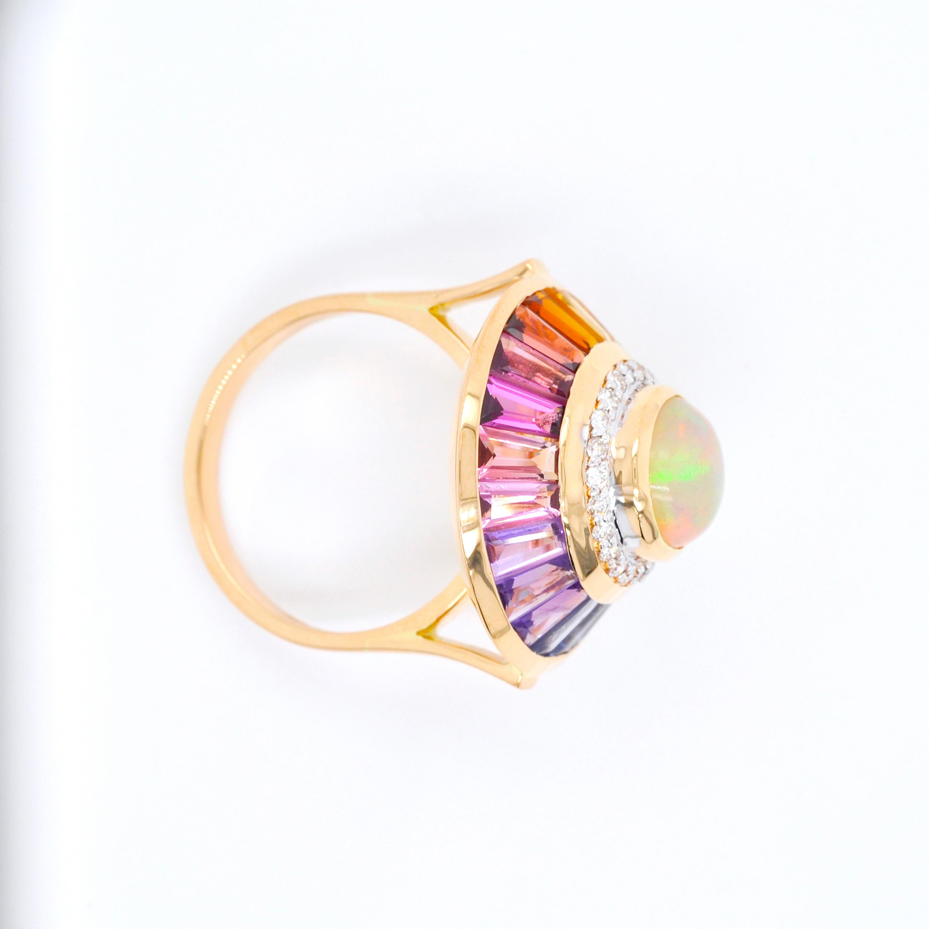 18k Gold Ethiopian White Opal Multicolour Rainbow Baguette Circular Diamond Ring In New Condition In Jaipur, Rajasthan