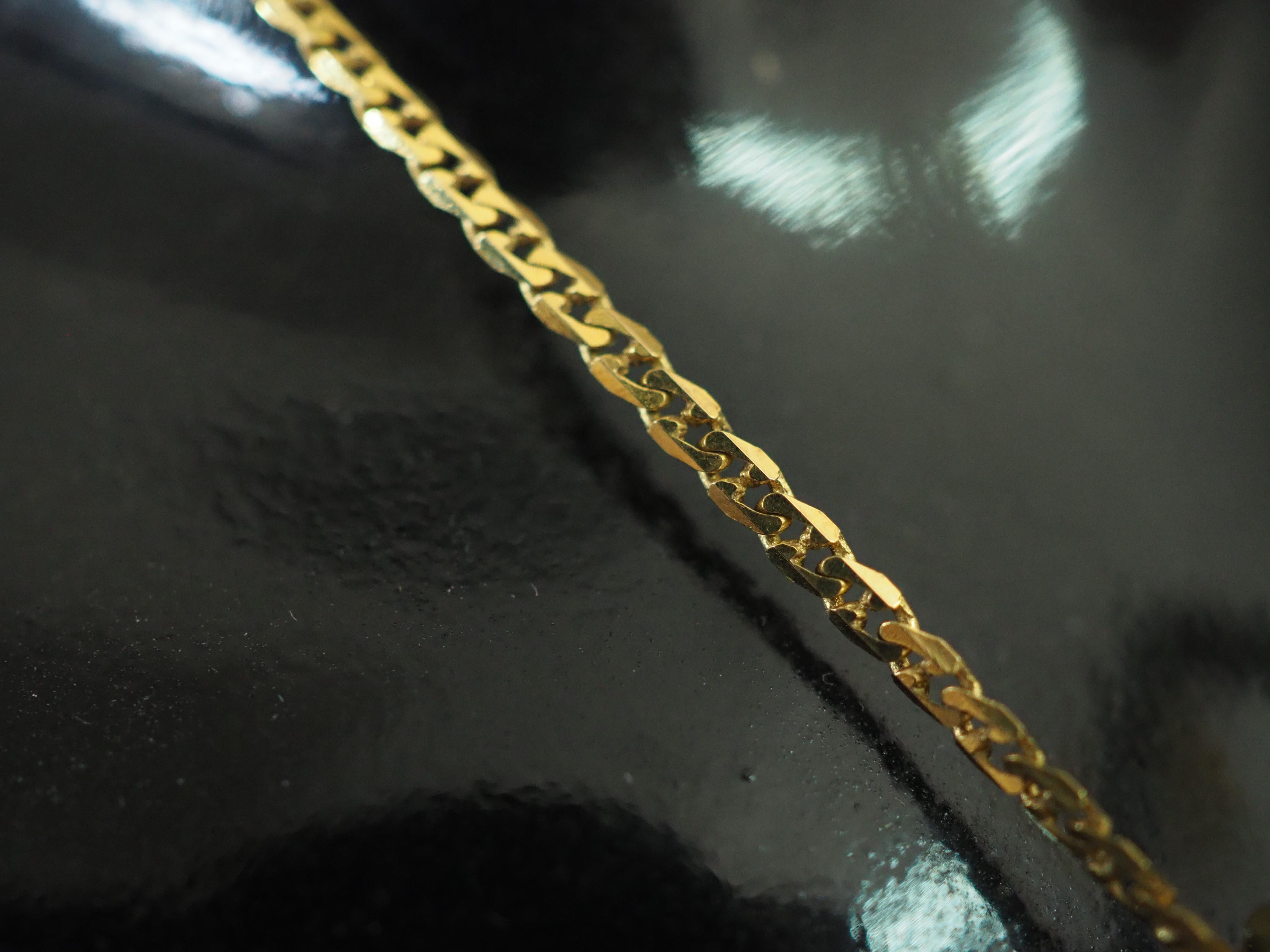 Collar Colgante Faberge de Oro de 18k con Rubí y Diamantes en Forma de Racimo de Pera + Cadena en venta 1