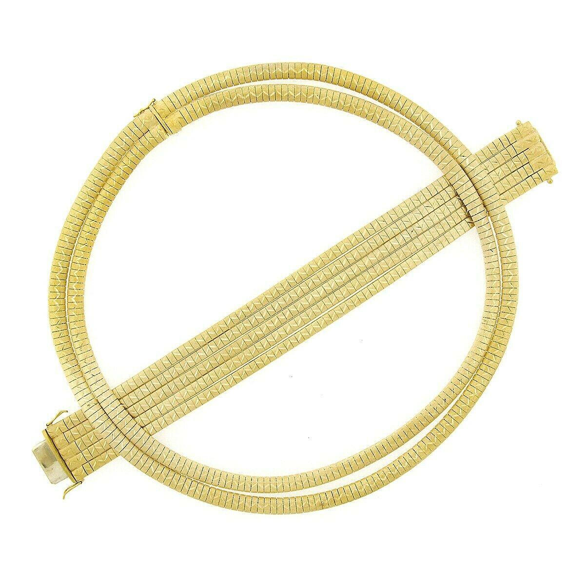 18k Gold Fancy Omega Matte Multi Strap Breites Armband & passendes Halskette Set im Angebot 2