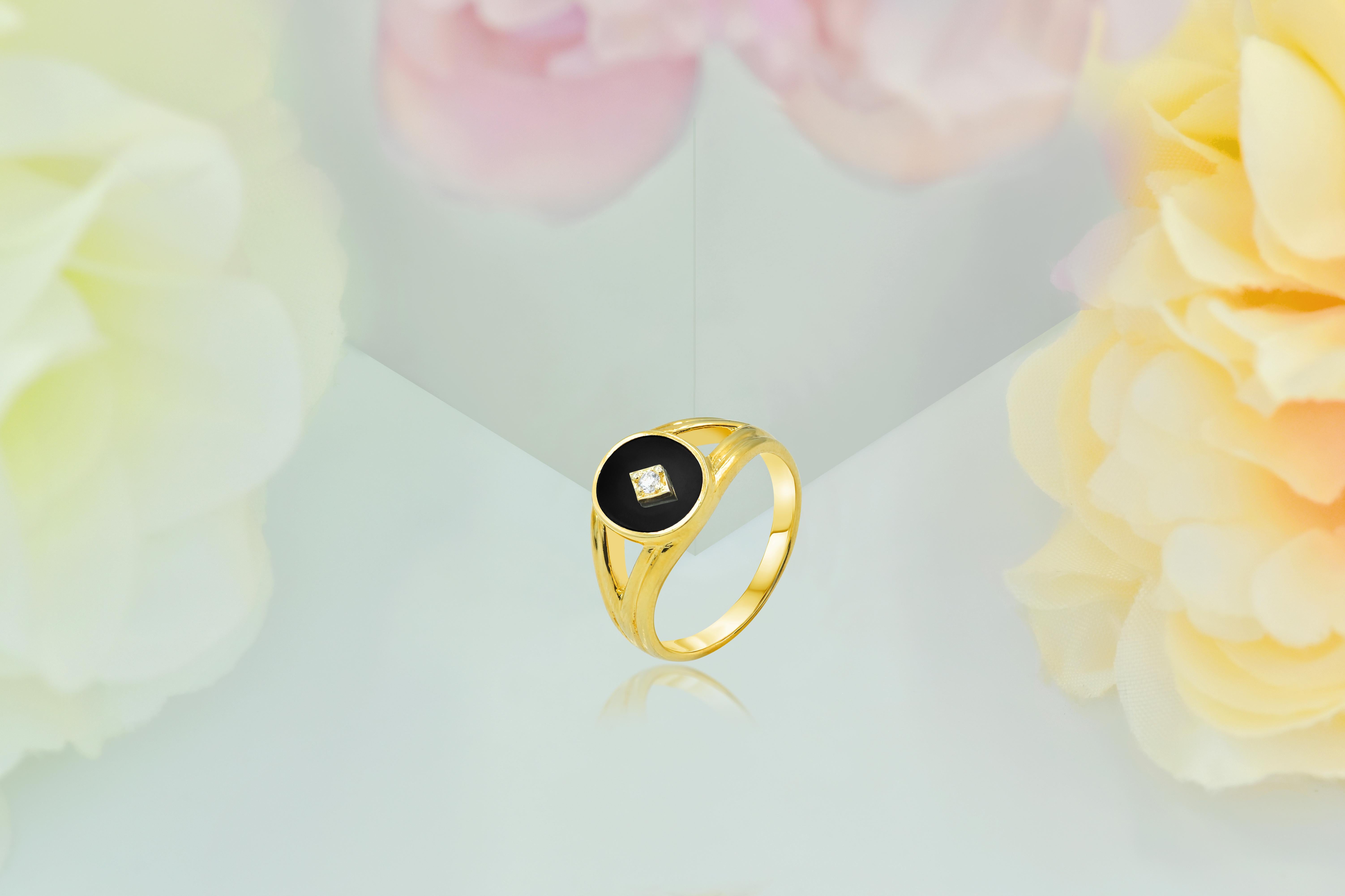 For Sale:  18K Gold filled Signet ring with Black onyx and 0.03 Carat Natural Diamond 9