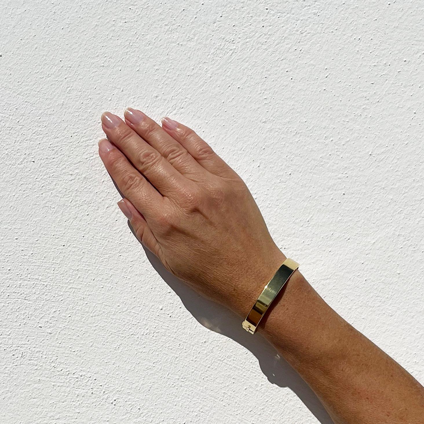 18K Gold Fixed Vintage Bracelet by Swedish Master Wiwen Nilsson Made 1946 For Sale 7