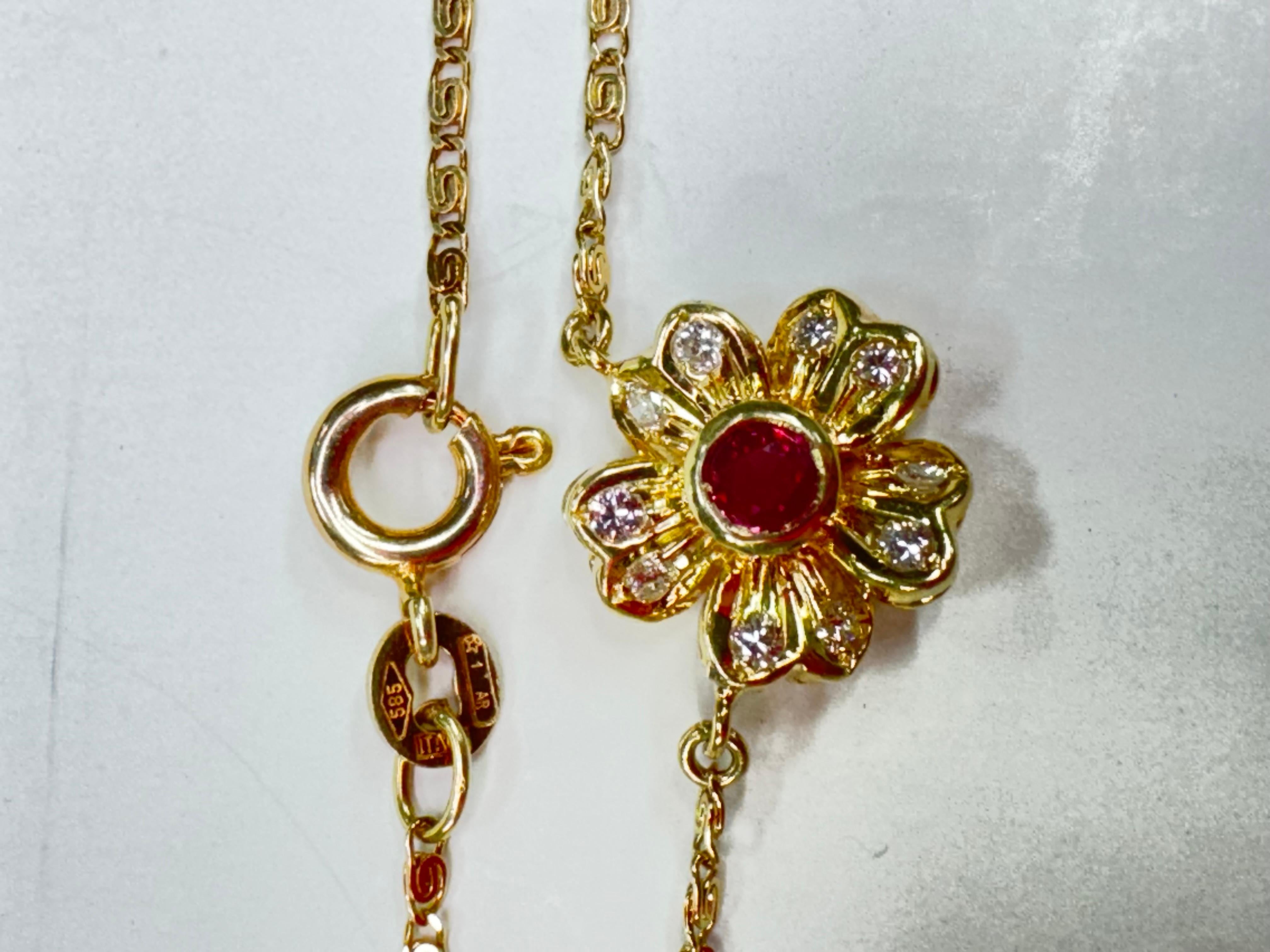 Collier de fleurs en or 18K Unisexe en vente