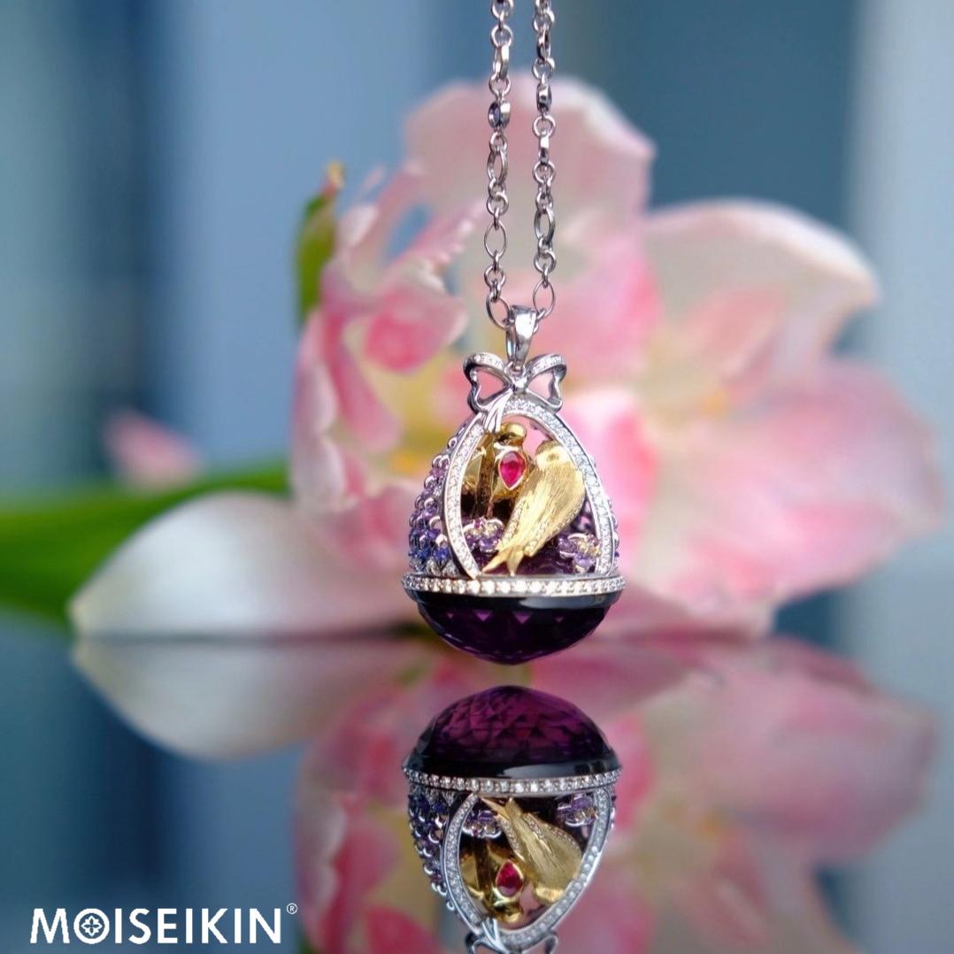 Women's or Men's 18K Gold Forget-Me-Not Egg Shape Floral Basket Pendant Necklace by MOISEIKIN For Sale