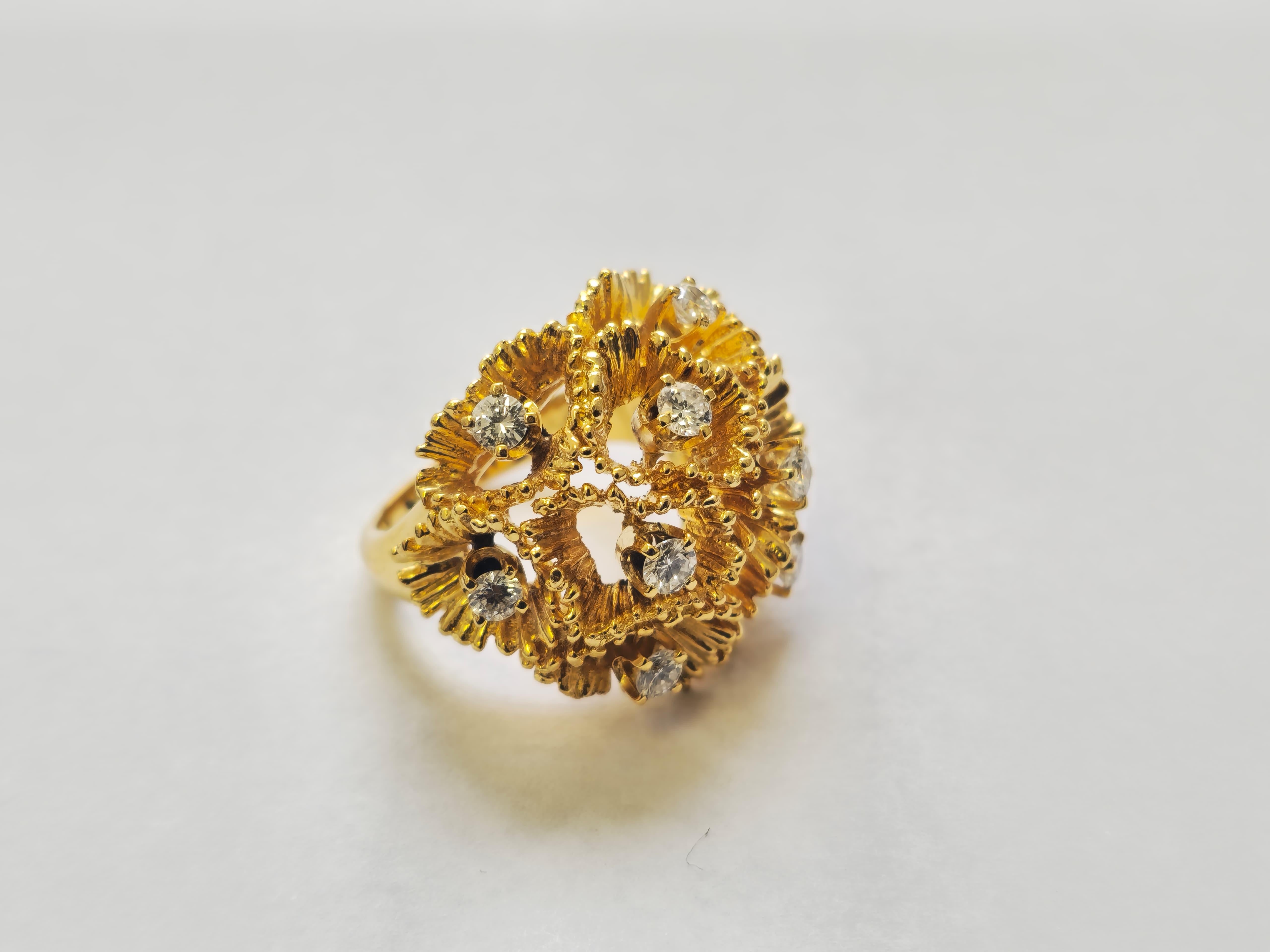 18k Gold Full Set: Ring, Earrings, Pendant/Pin For Sale 2