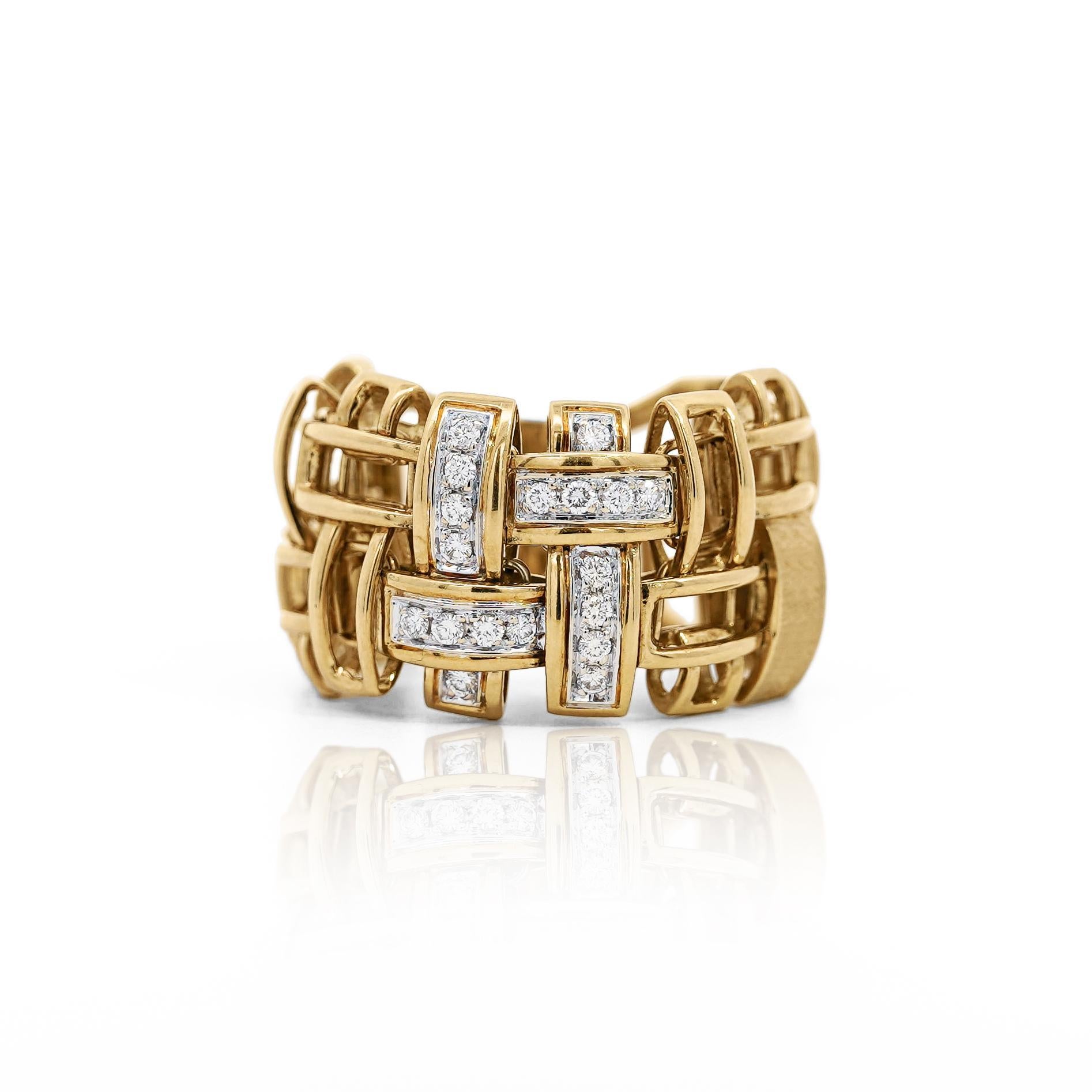 18K Gold Garavelli Signed Men's Italian Diamond Cage Link Ring For Sale 4