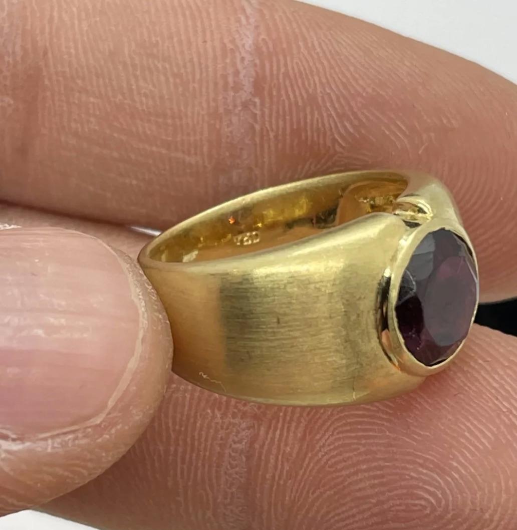 Arts and Crafts 18k Gold Garnet Ring