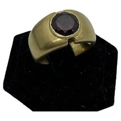 18k Gold Garnet Ring