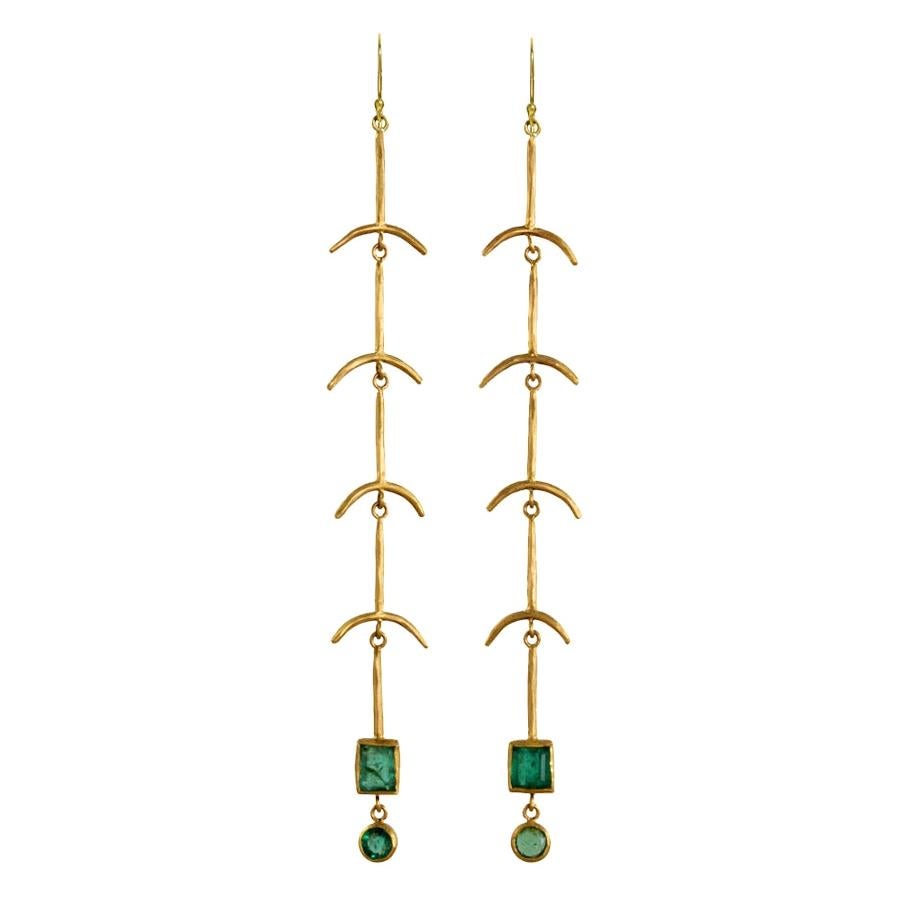 Margery Hirschey 18k Gemfields Zambian Emerald Bones Collection Shoulder Dusters For Sale
